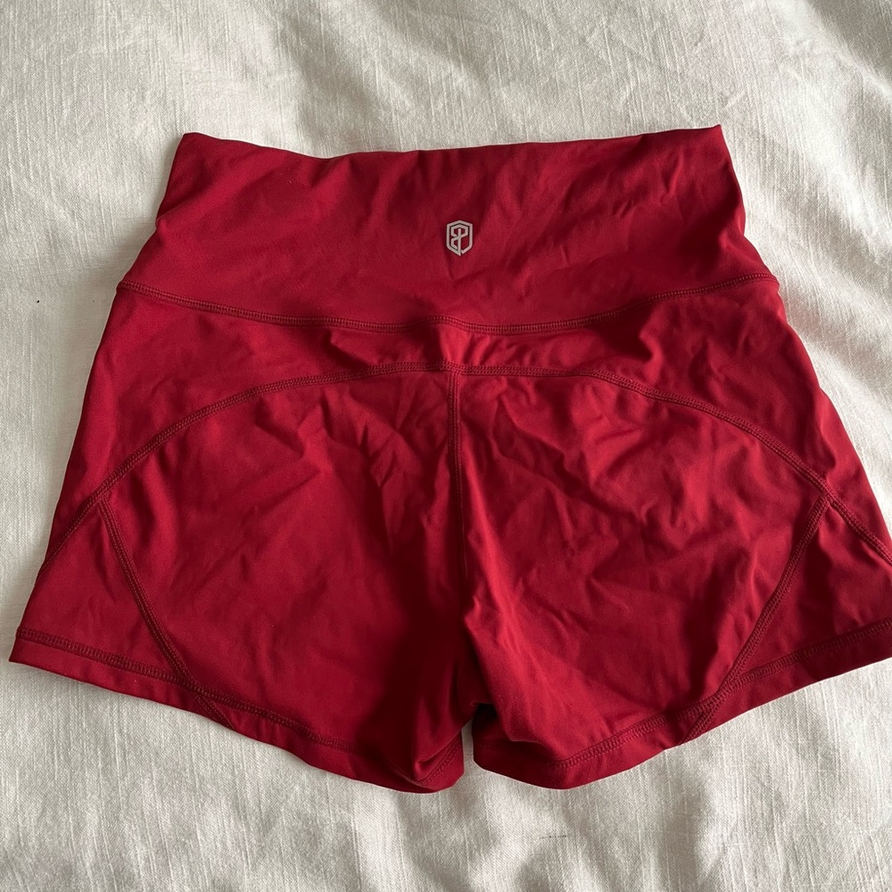 Born primitive shorts